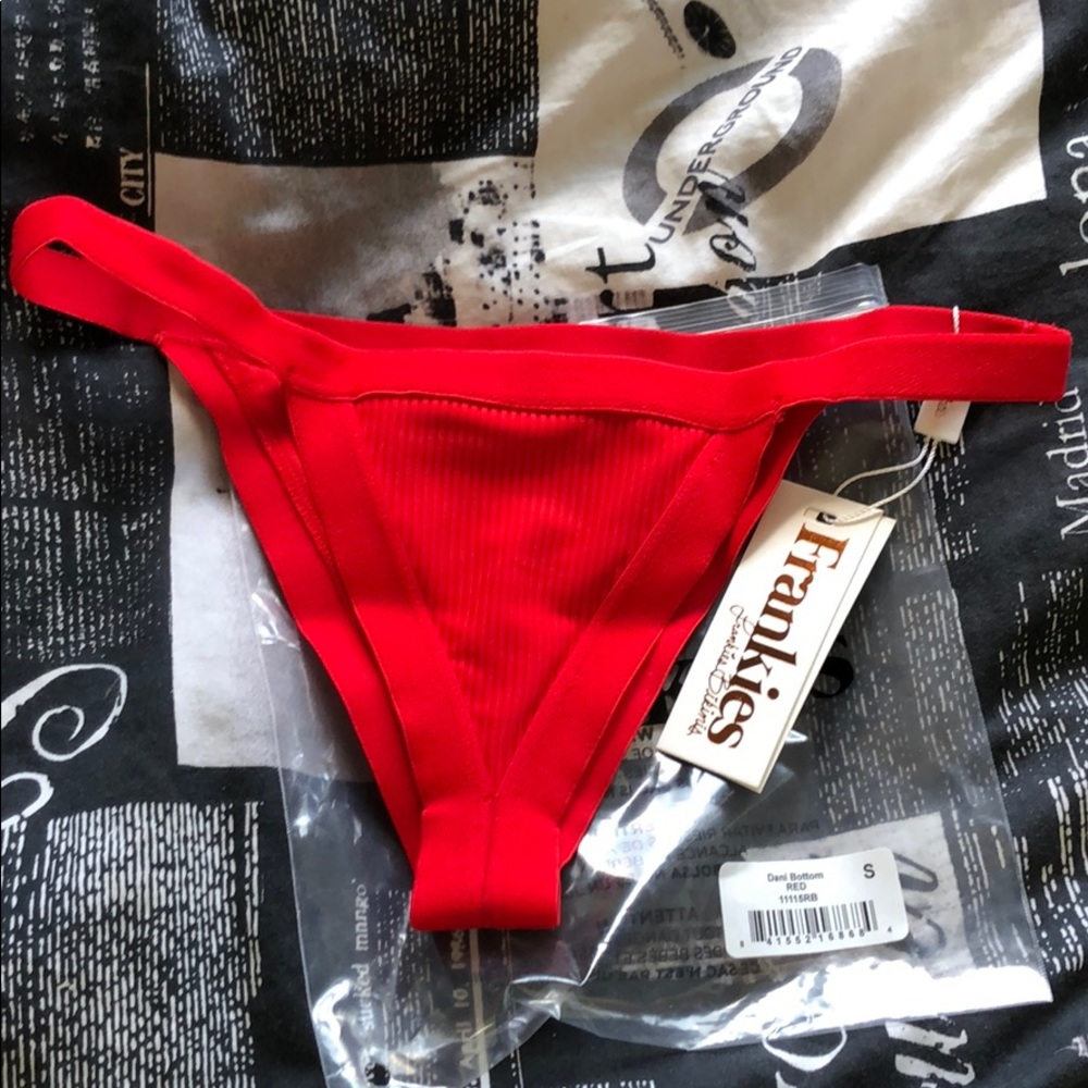 Frankies Bikinis Dani Bottom in red
